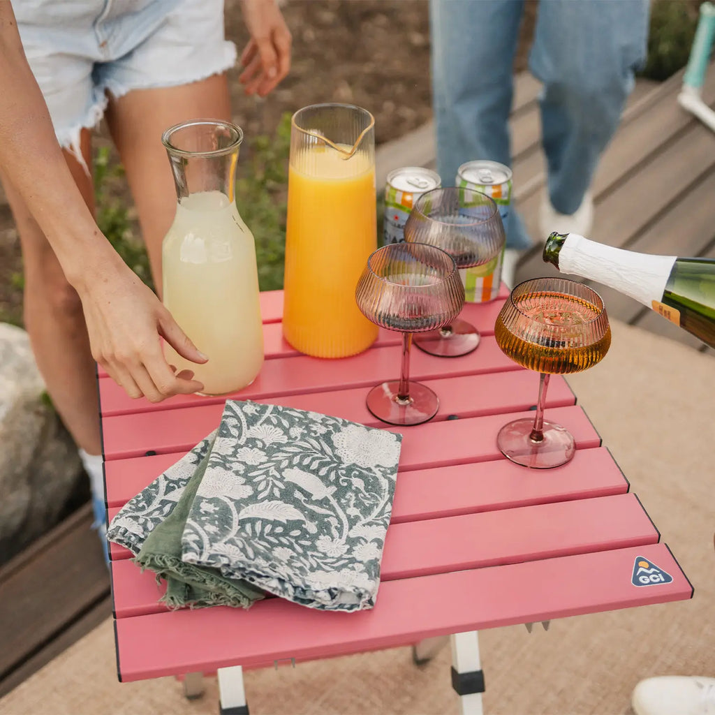 Compact Camp Table 20 | Featured Outdoor Choice | Outlandridge 81FCEL