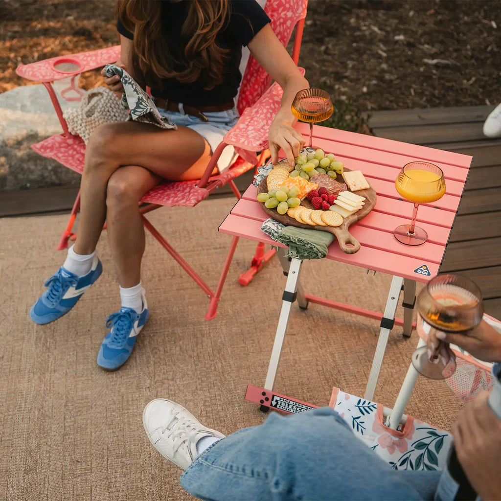 Compact Camp Table 20 | Featured Outdoor Choice | Outlandridge 81FCEL