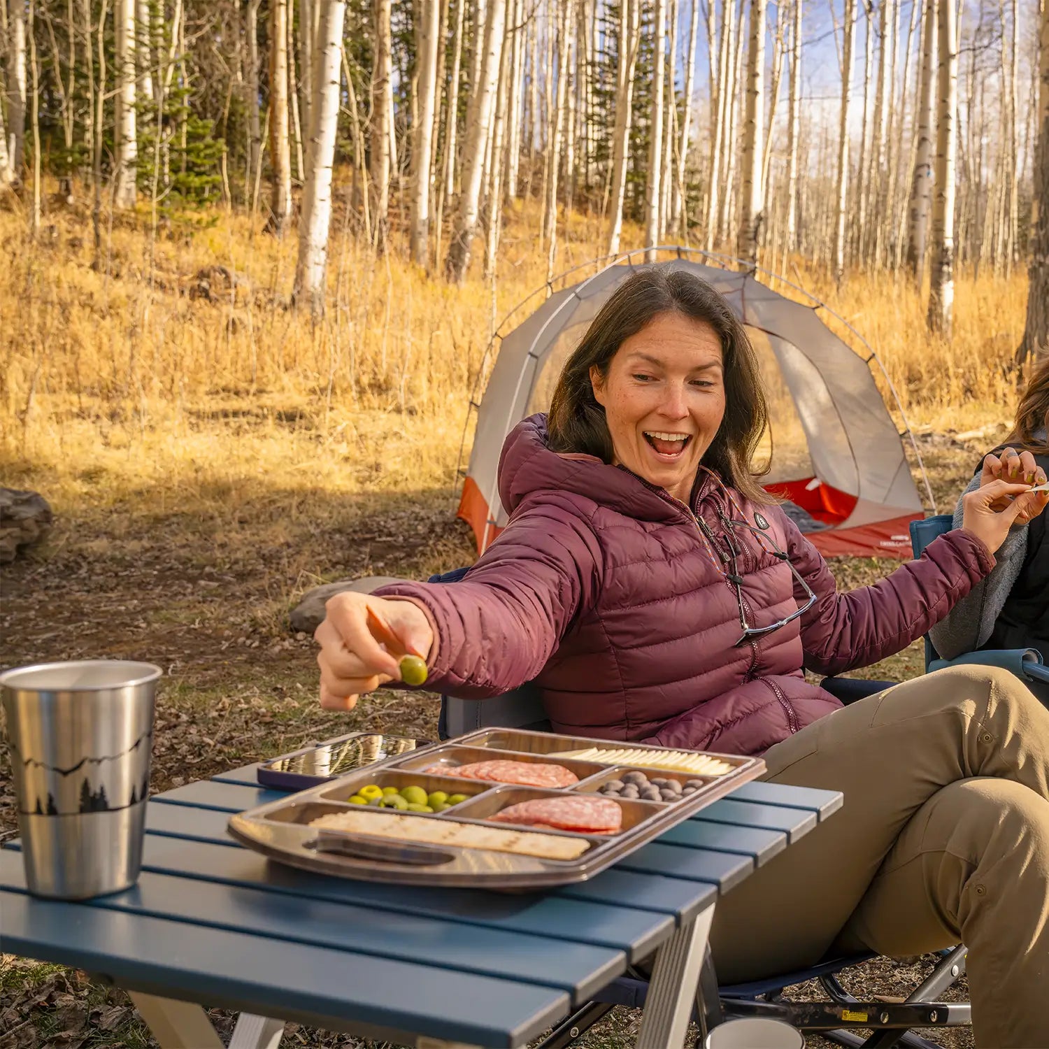 Compact Camp Table 20 | Featured Outdoor Choice | Outlandridge 81FCEL