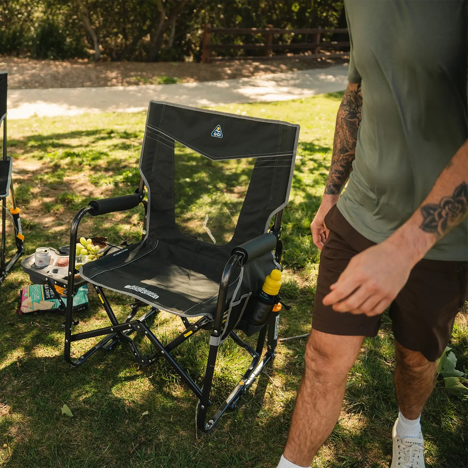 Stowaway Rocker with Side Table | Featured Outdoor Choice | Outlandridge 720FqA